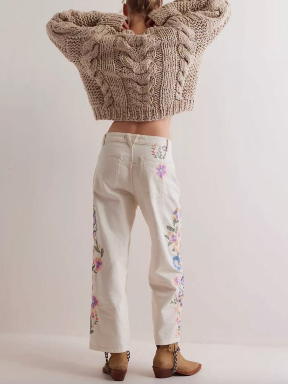 NWT We The Free Willow Floral Embroidered Jeans - Picture 3 of 10